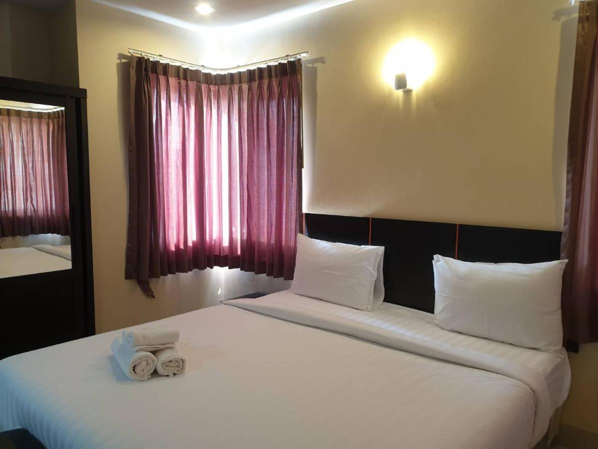 La Viva Buriram Hotel Екстериор снимка