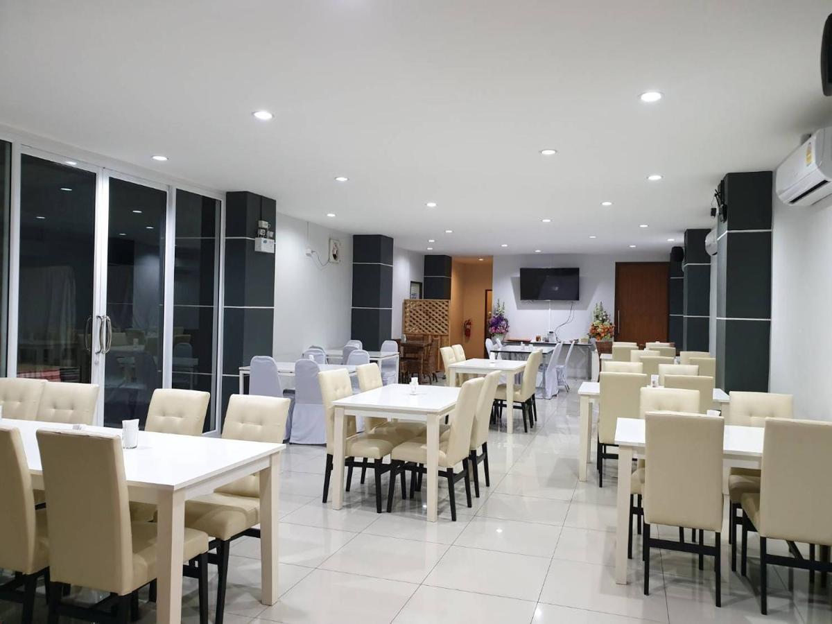 La Viva Buriram Hotel Екстериор снимка